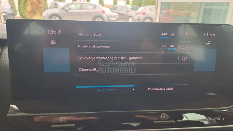 Citroen C4 1.2 PURE NAV LED USB