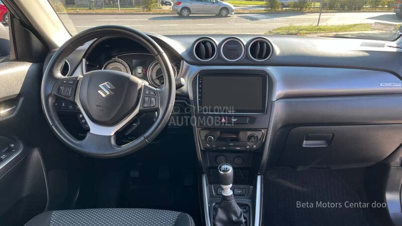 Suzuki Vitara PREMIUM 1.4 4WD MT