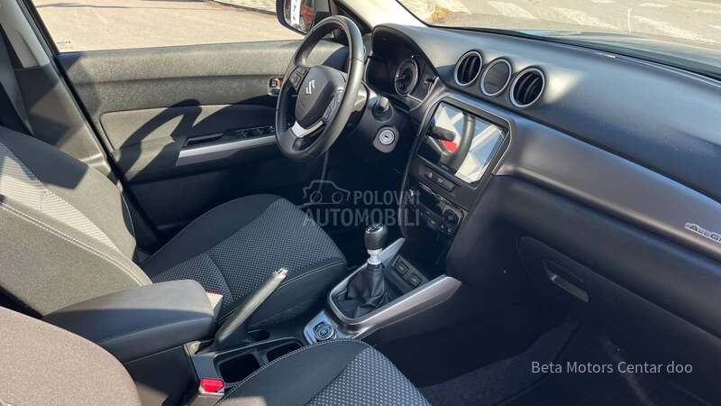Suzuki Vitara PREMIUM 1.4 4WD MT