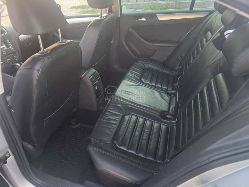 Volkswagen Jetta 
