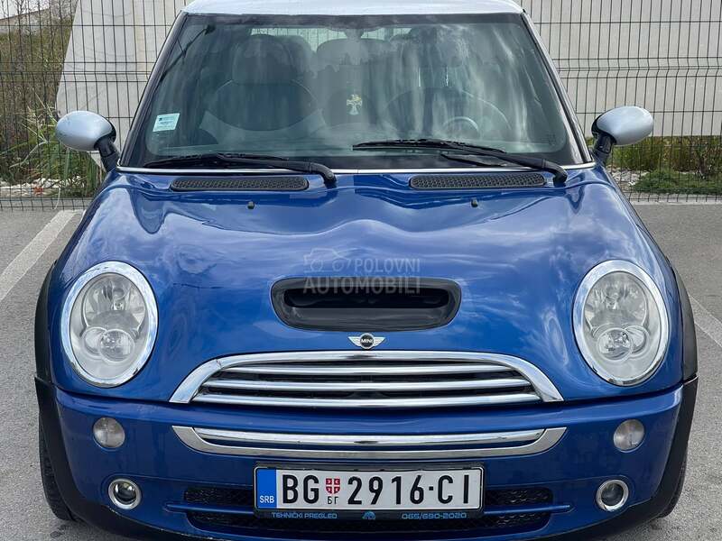 MINI Cooper 