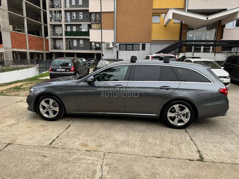 Mercedes Benz E 200 