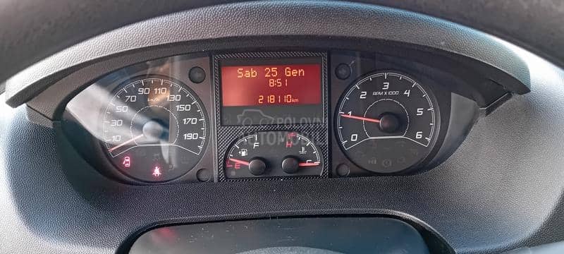 Peugeot Boxer HLADNjACA MINUS