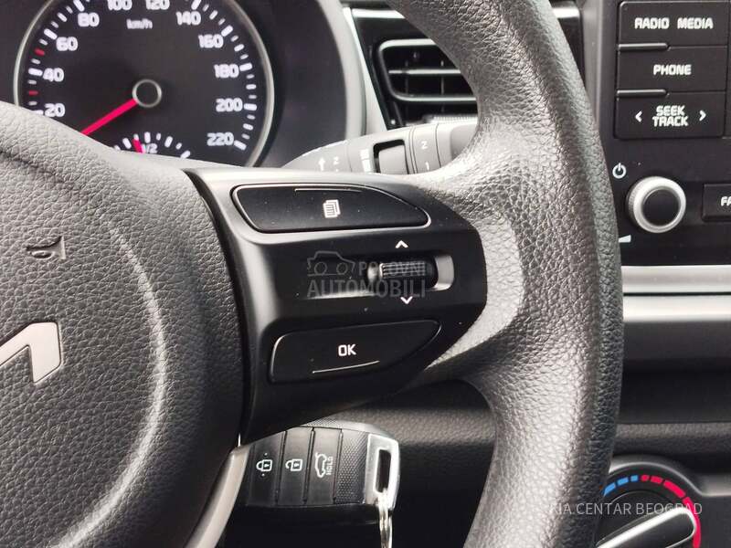 Kia Rio 1.4 A/T
