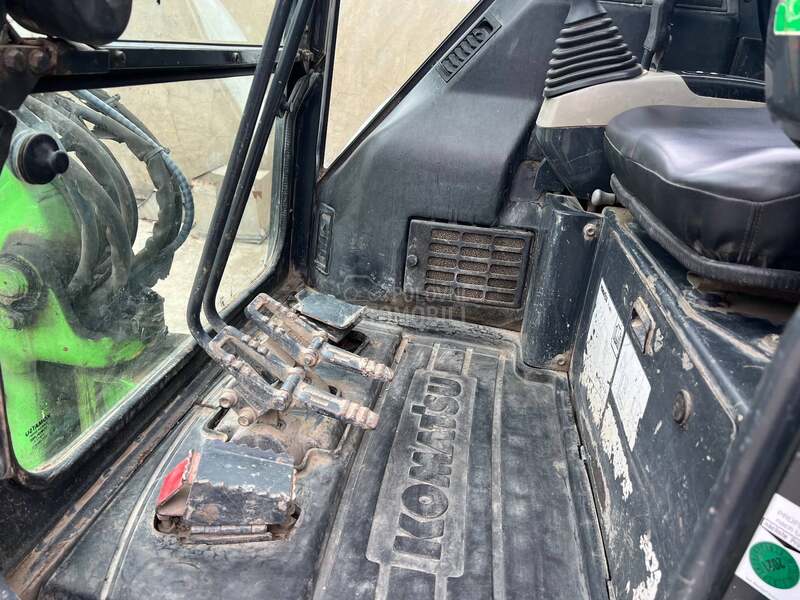 Komatsu PC 30 MR 2