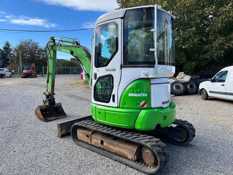 Komatsu PC 30 MR 2