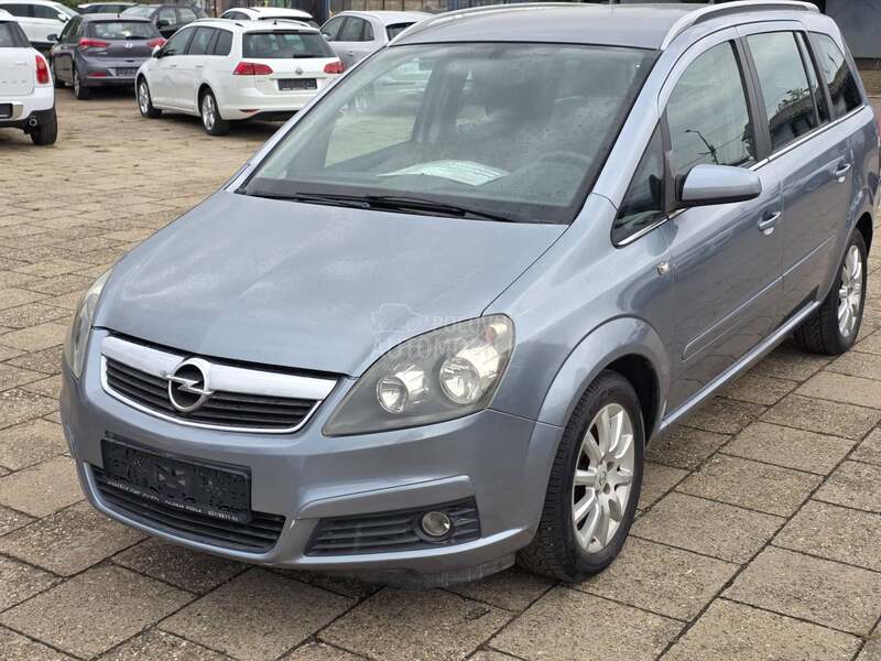 Opel Zafira 1.6b TNG Cosmo