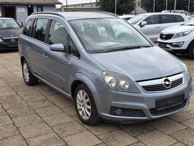 Opel Zafira 1.6b TNG Cosmo