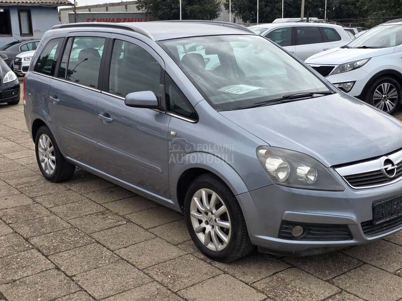 Opel Zafira 1.6b TNG Cosmo