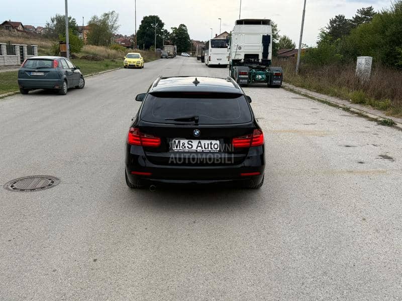 BMW 320 Xdrive//L E D