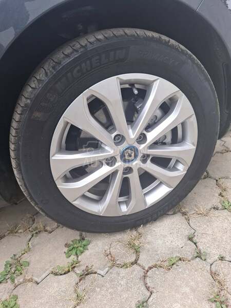 Renault Zoe R135
