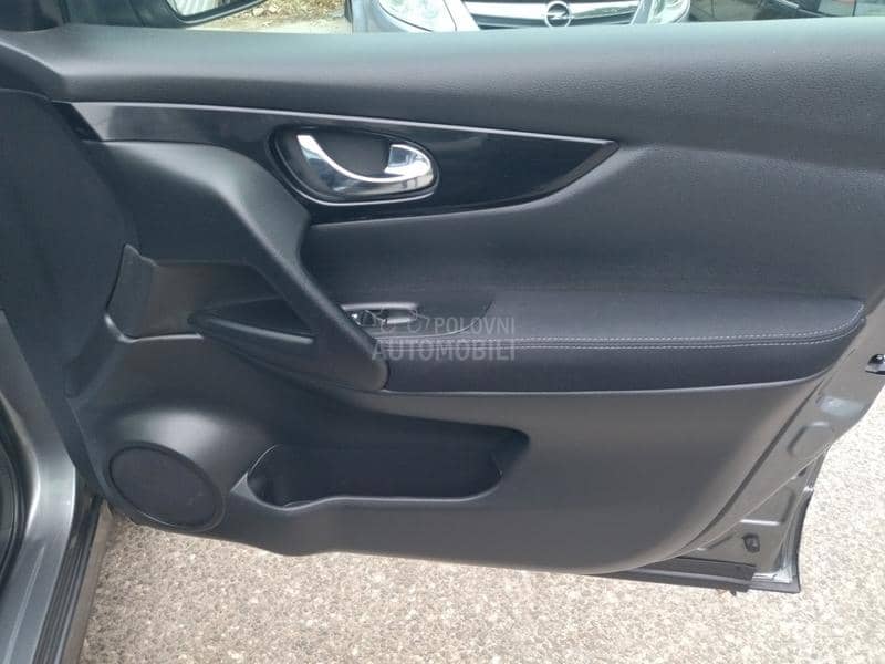 Nissan Qashqai 1.5 dci nav/pano