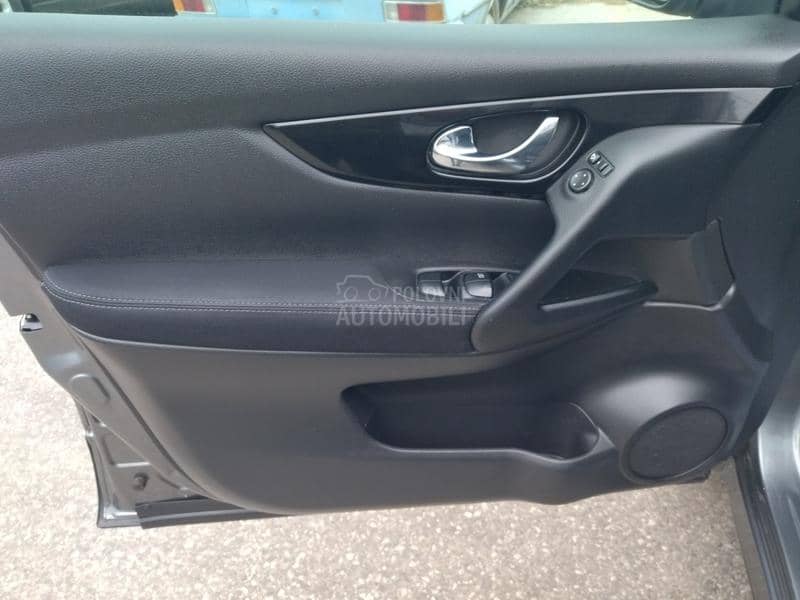 Nissan Qashqai 1.5 dci nav/pano