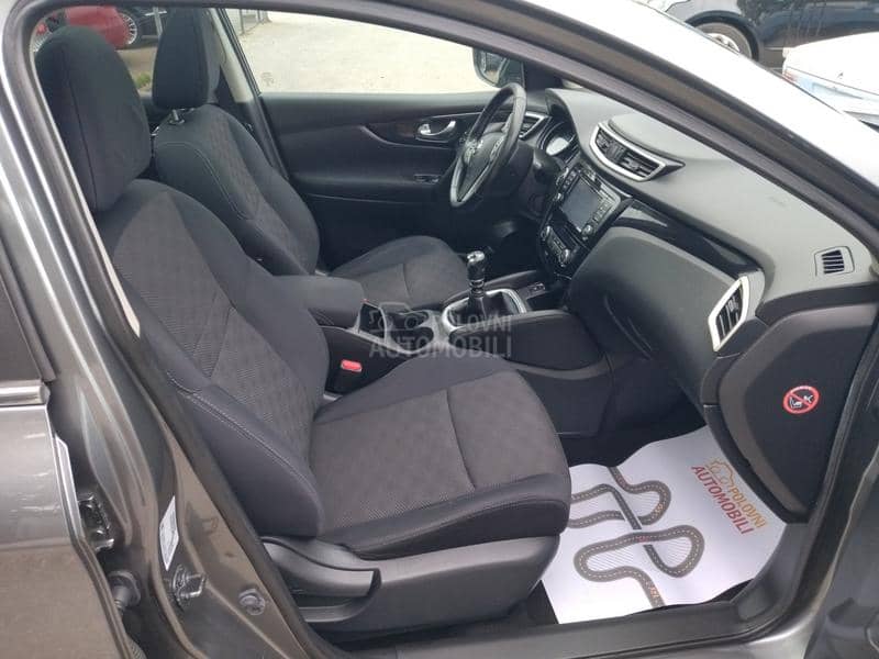 Nissan Qashqai 1.5 dci nav/pano
