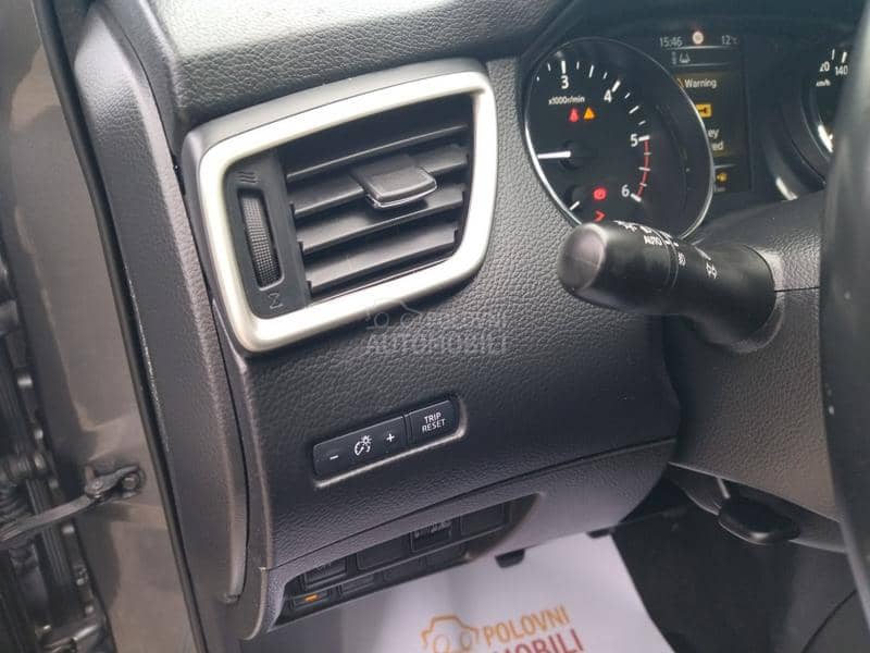 Nissan Qashqai 1.5 dci nav/pano