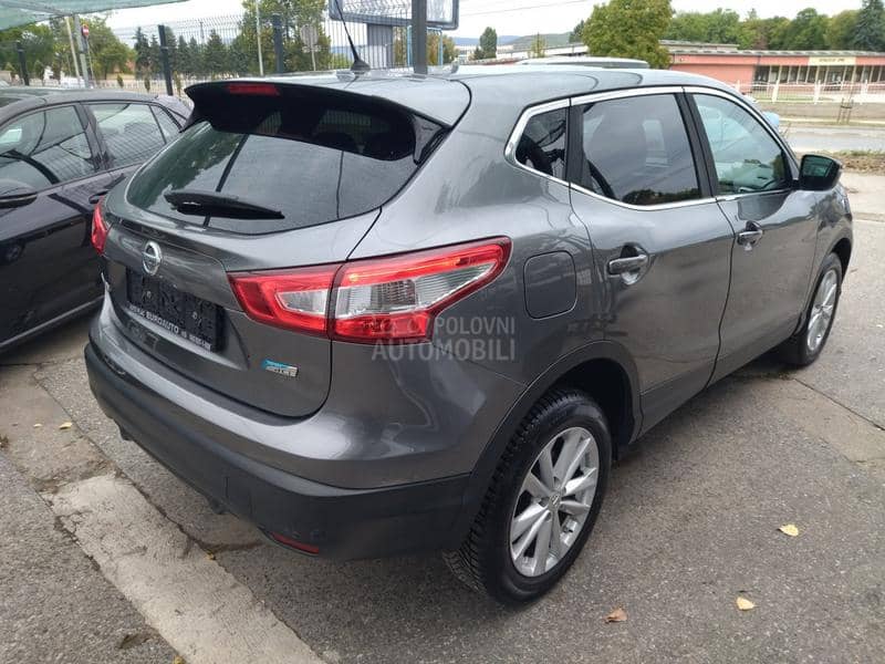 Nissan Qashqai 1.5 dci nav/pano