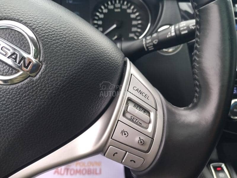 Nissan Qashqai 1.5 dci nav/pano