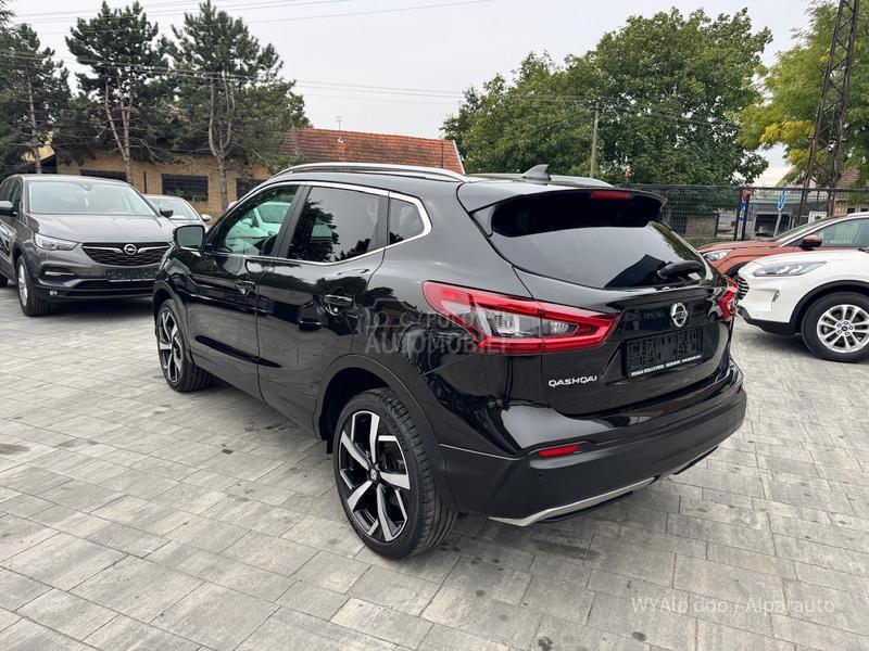 Nissan Qashqai 1.3 DIG-T Tekna