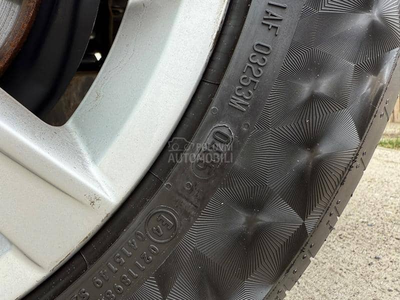 Volkswagen Tiguan 2.0TSI Panoram