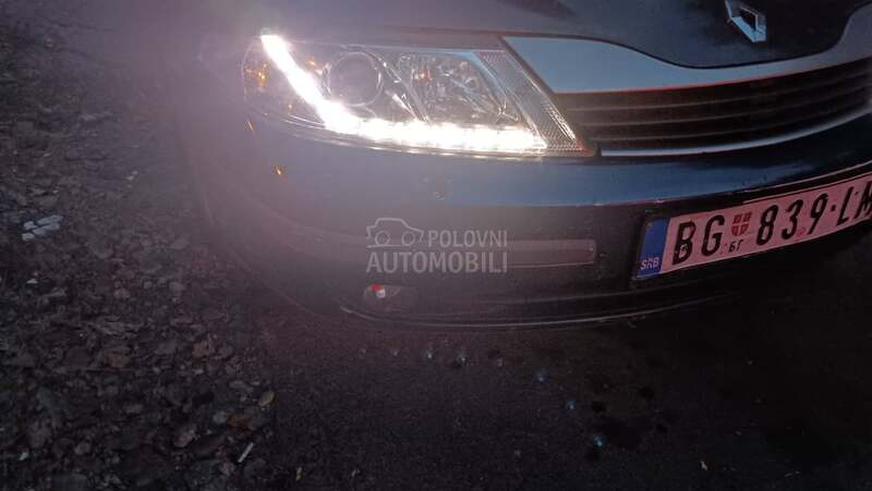 Renault Laguna 