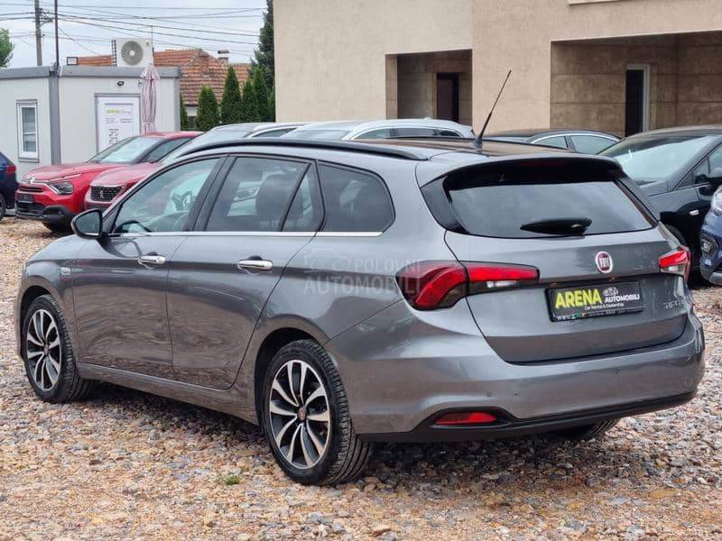 Fiat Tipo 1.4T-JET/LOUNGE PLUS