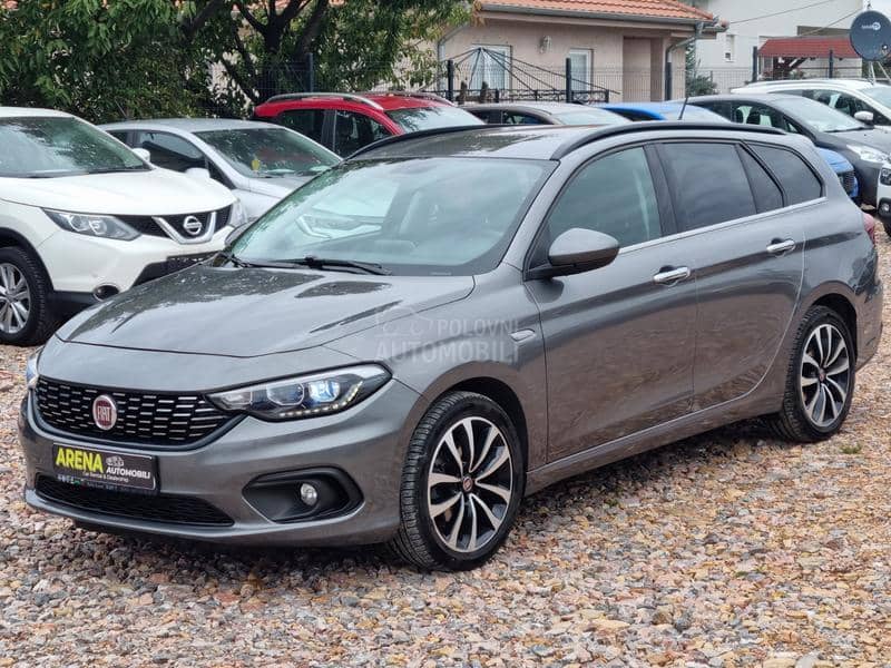 Fiat Tipo 1.4T-JET/LOUNGE PLUS