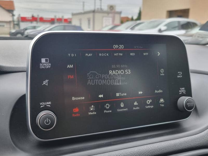 Fiat Tipo 1.4T-JET/LOUNGE PLUS