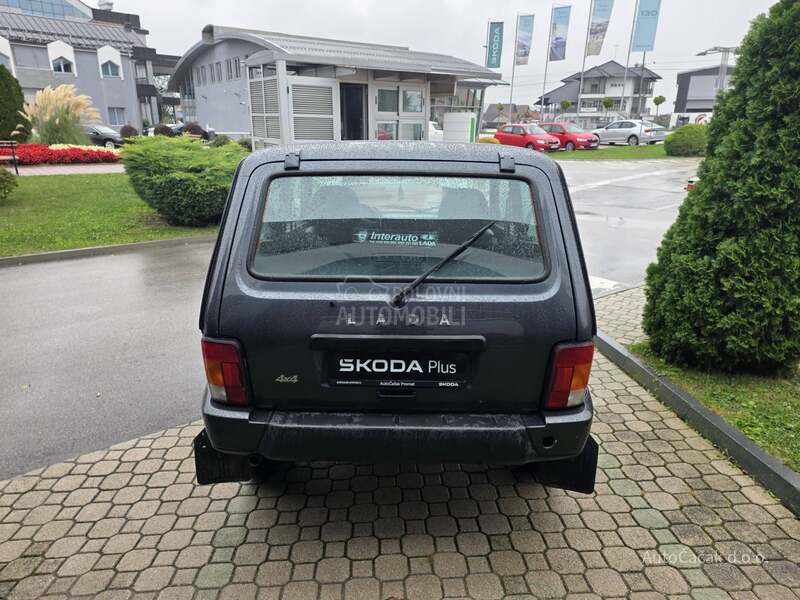 Lada Niva 1.7 i URBAN 4X4