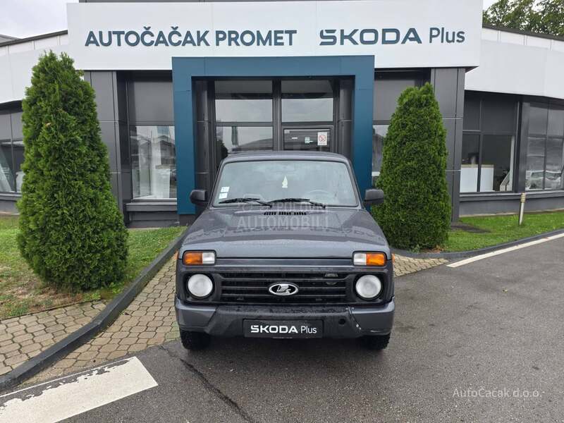 Lada Niva 1.7 i URBAN 4X4