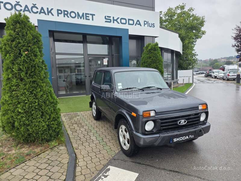 Lada Niva 1.7 i URBAN 4X4