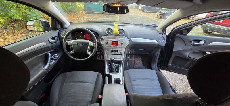 Ford Mondeo 