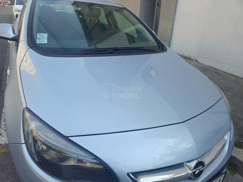 Opel Astra J 1.6