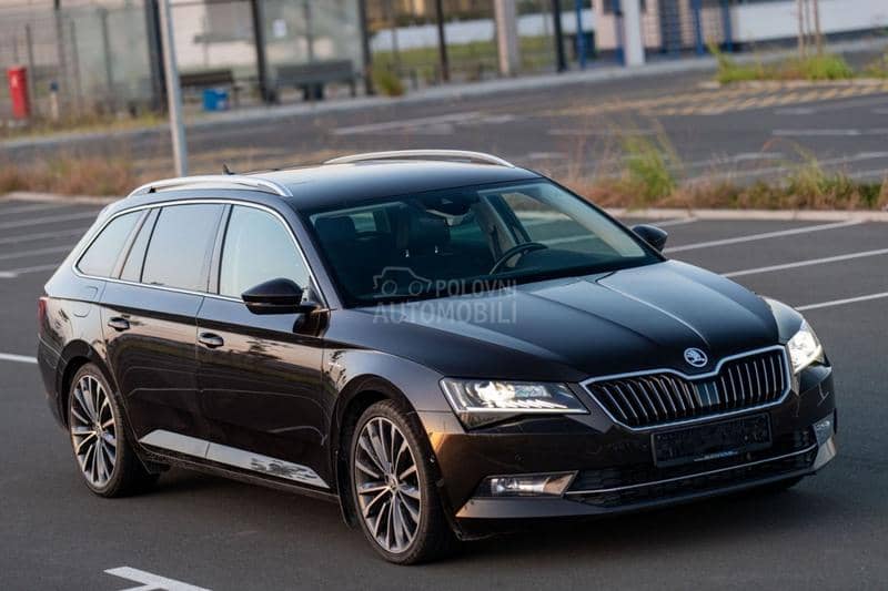 Škoda Superb 