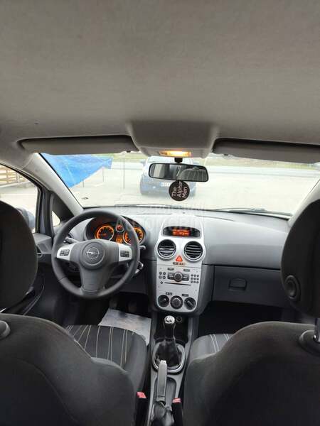Opel Corsa D 
