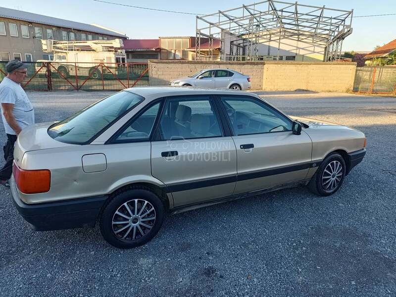 Audi 80 