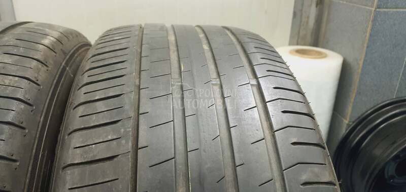 Falken 235/55 R17 Letnja