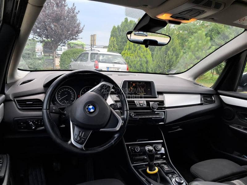 BMW 218 218D Active tourer
