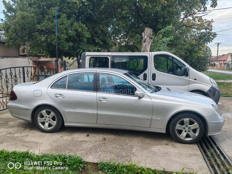 Mercedes Benz E 270 
