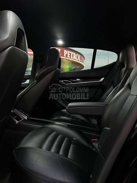 Porsche Panamera 3.6 v6 4x4