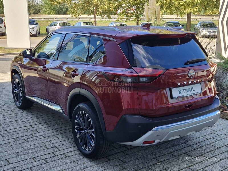 Nissan X-Trail TEKNA  1.5  163