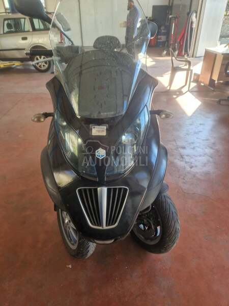 Piaggio Mp3