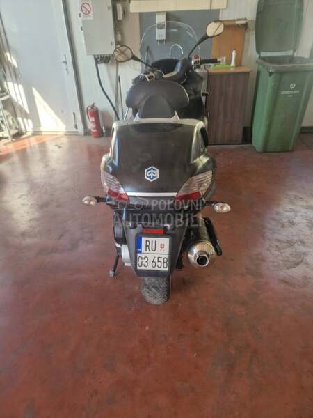 Piaggio Mp3