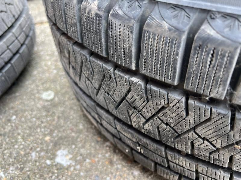 Aluminijumske felne G / Nove zimske gume 19" 5 x 130