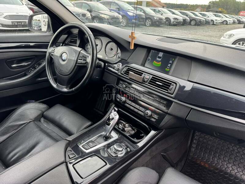 BMW 520 XEN / KOŽA