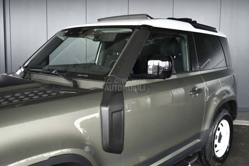 Land Rover Defender 90