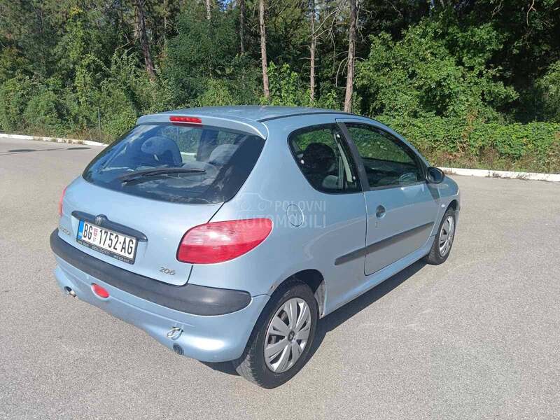 Peugeot 206 