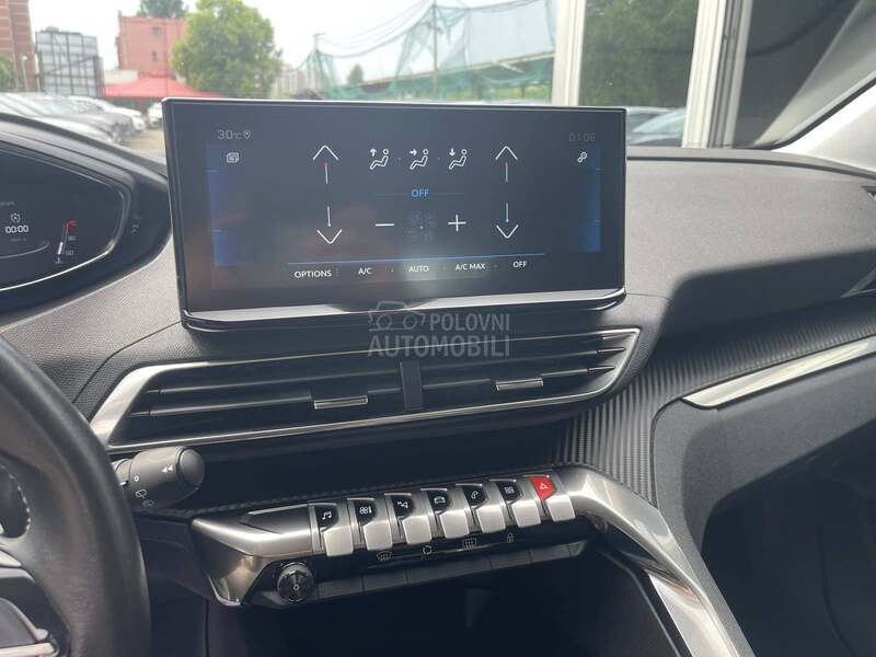 Peugeot 3008 1.2 B Autom