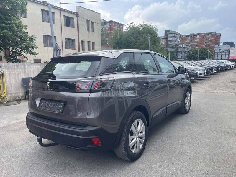 Peugeot 3008 1.2 B Autom