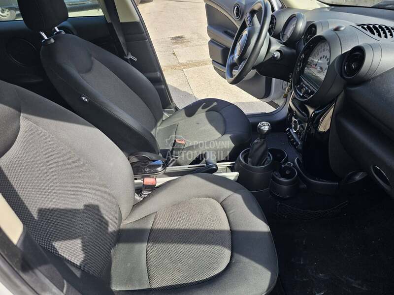 MINI Countryman 1.6d CH