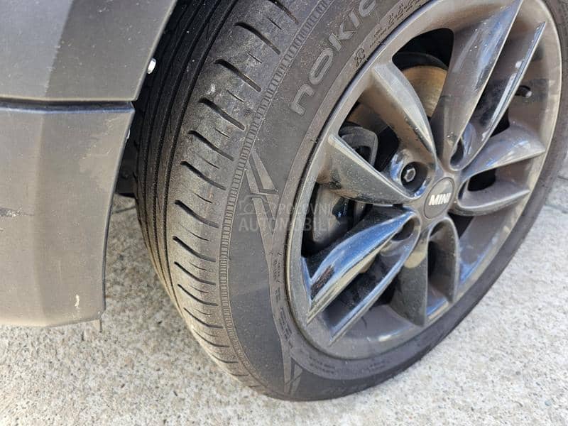 MINI Countryman 1.6d CH